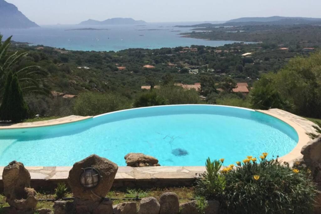 Villa And Pool Tavolara View Porto Istana Exterior photo